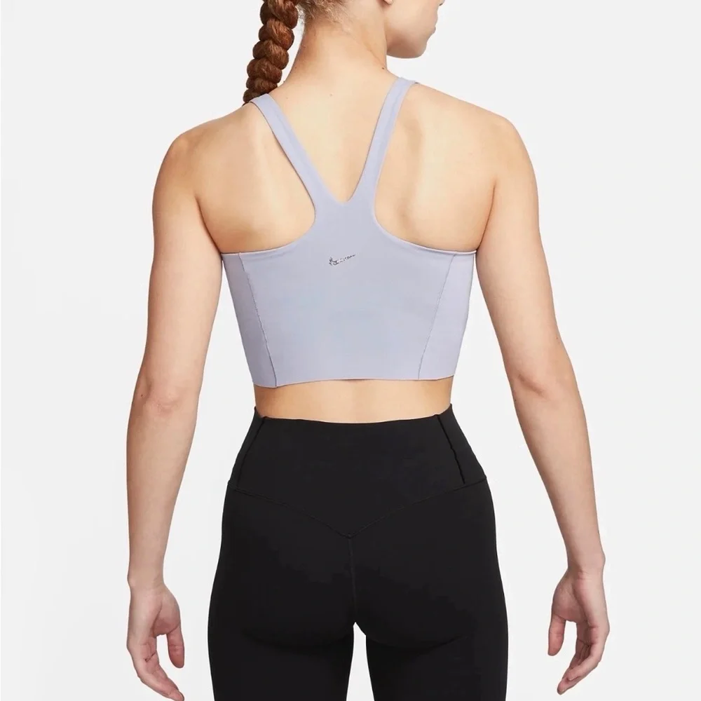 Nike Yoga Dri-FIT Luxe Women's Shelf-Bra Cropped Tank